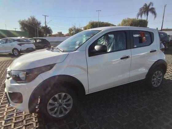 FIAT MOBI 1.0 EVO FLEX LIKE. MANUAL FIAT MOBI 1.0 EVO FLEX LIKE. MANUAL